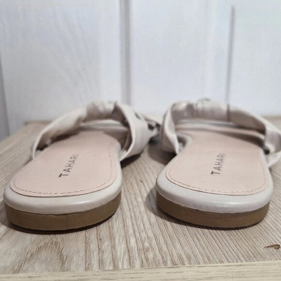 Tahari Beige Faux Leather Knotted Toe Straps Flat Slide Sandals Size 8.5 - Picture 3 of 8